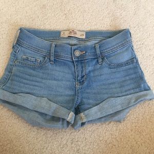 hollister low rise shorts 0 24